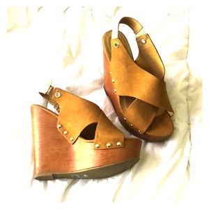 Brown wedges